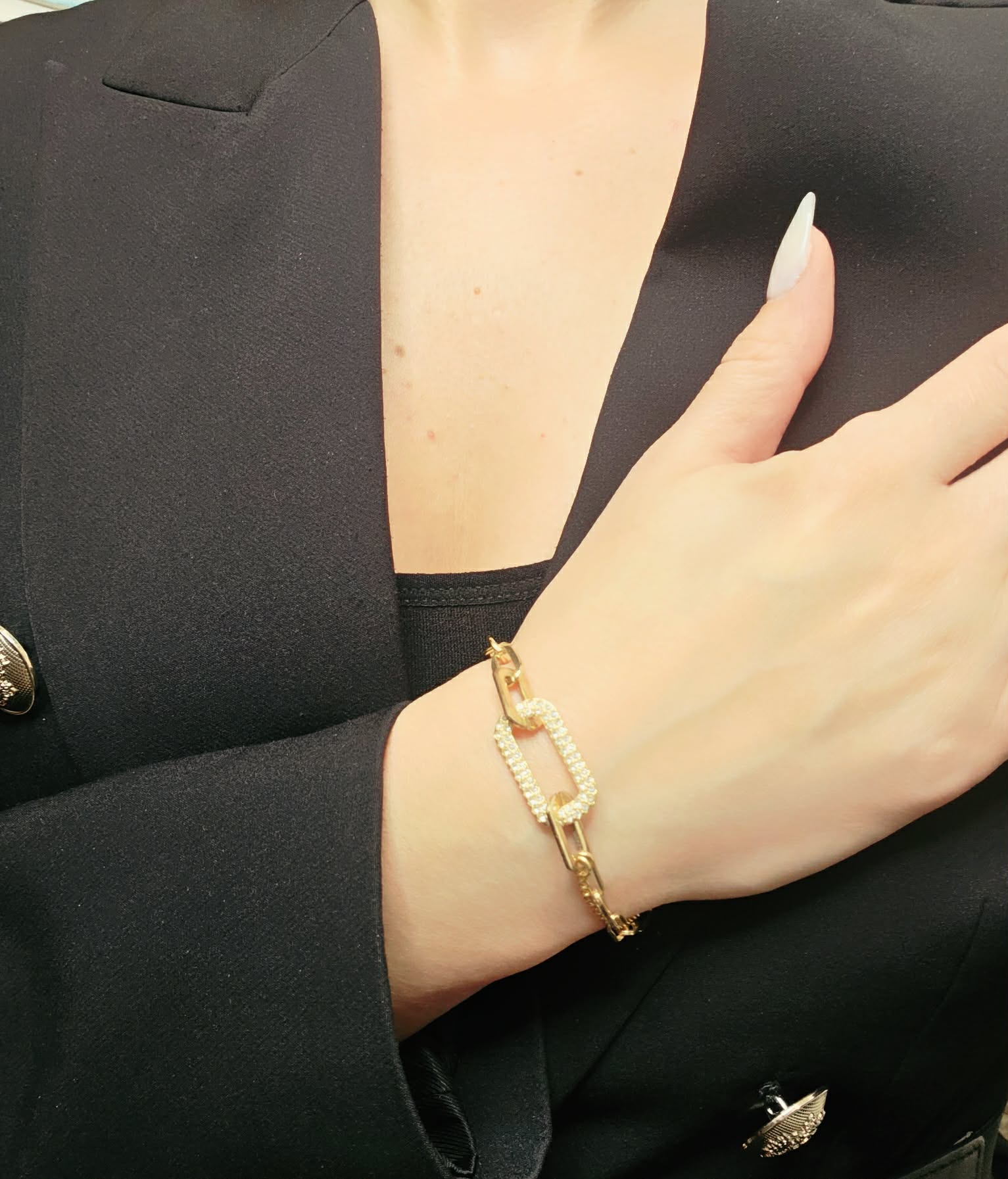 Bracelet copper linked with zircon