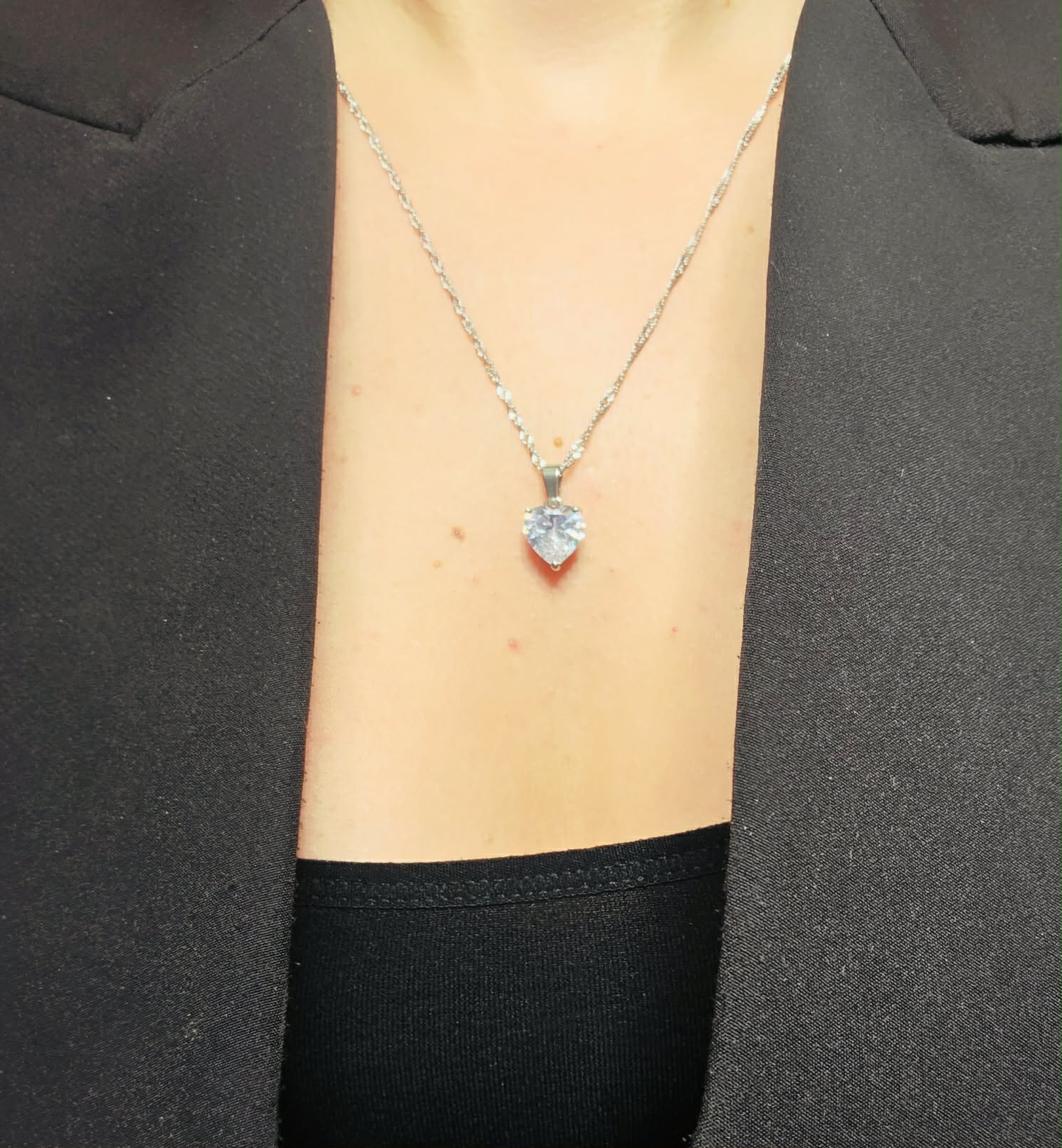 Silver-heart-necklace