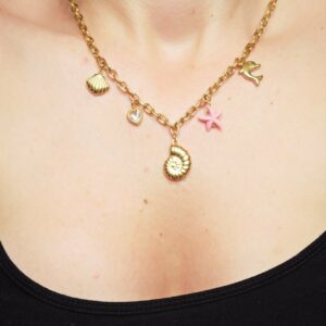 Colorful-necklace-seashell