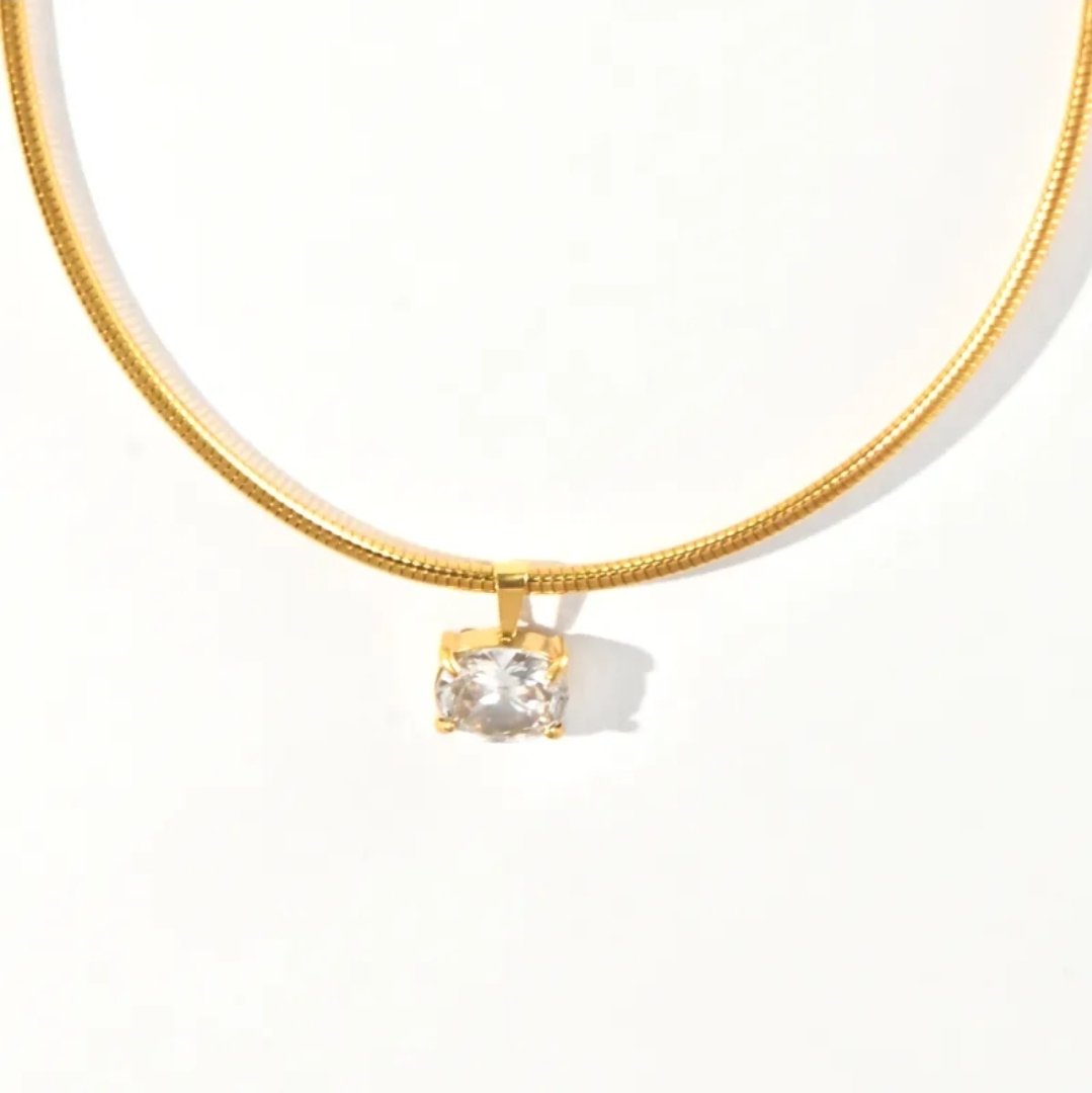 Dorina-necklace-gold