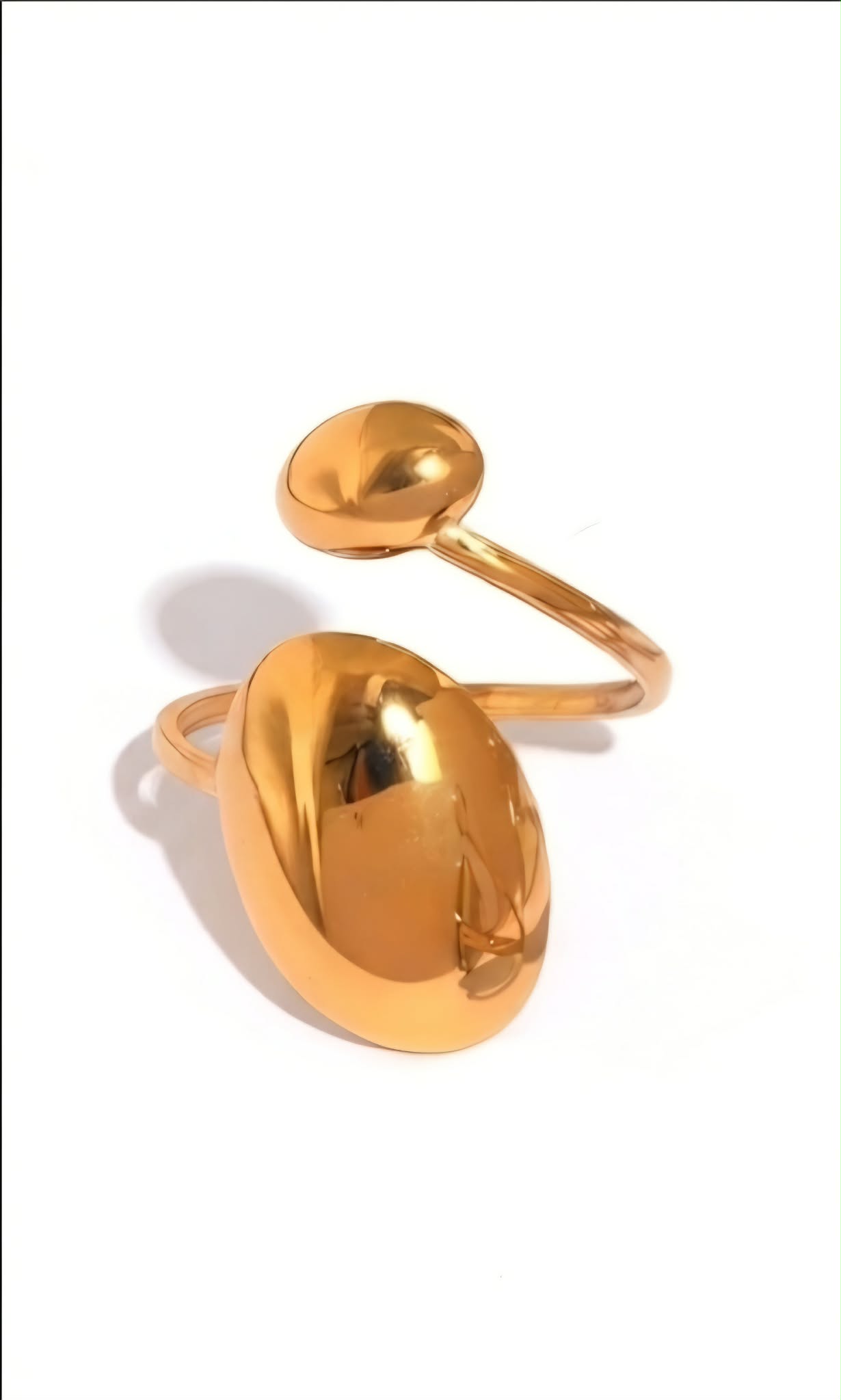 Fara-gold-ring