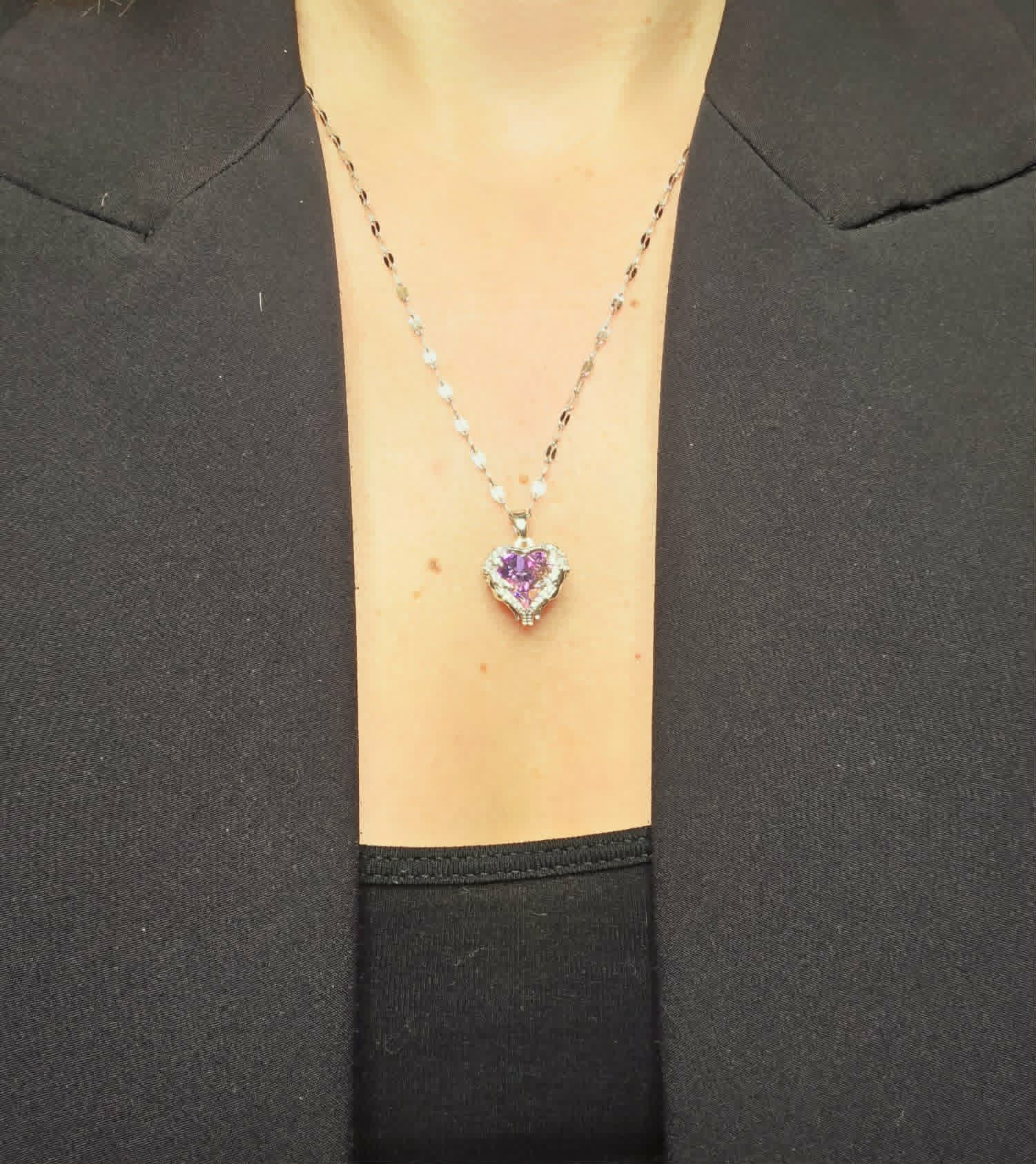 Heart-purple-silver-necklace