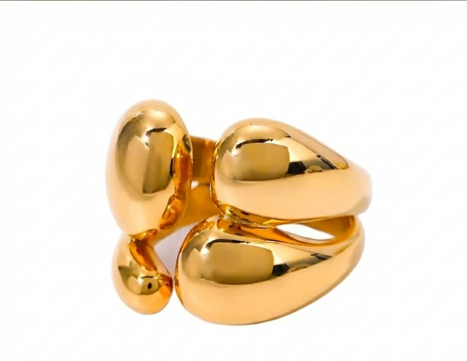 Midnight-gold-ring