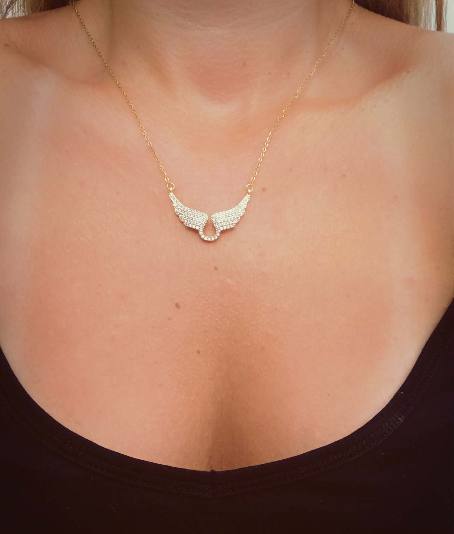 Wings-gold-necklace